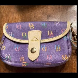Dooney & Bourke wristlet